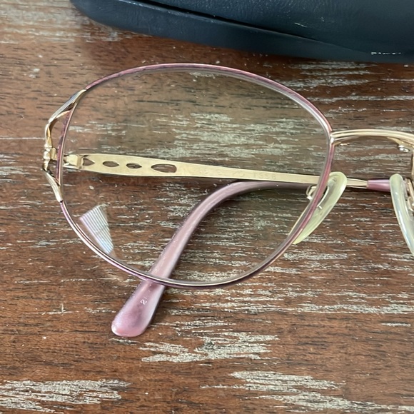 Seiko T358 pure titanium pink and gold full rim eyeglasses with black hard case - Picture 5 of 16